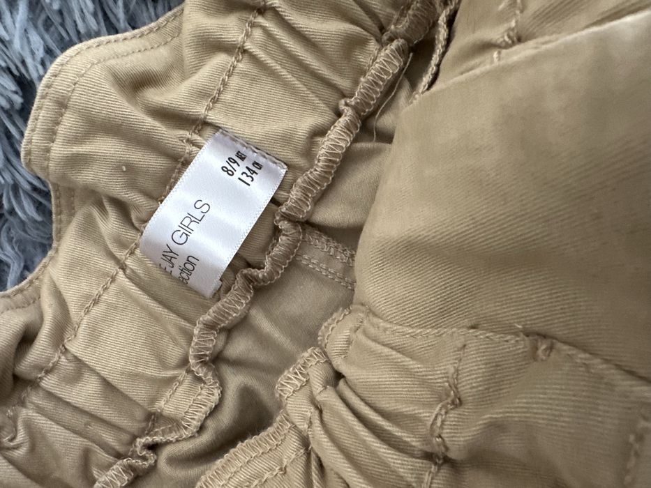 Штаны на девочку 8-10 лет