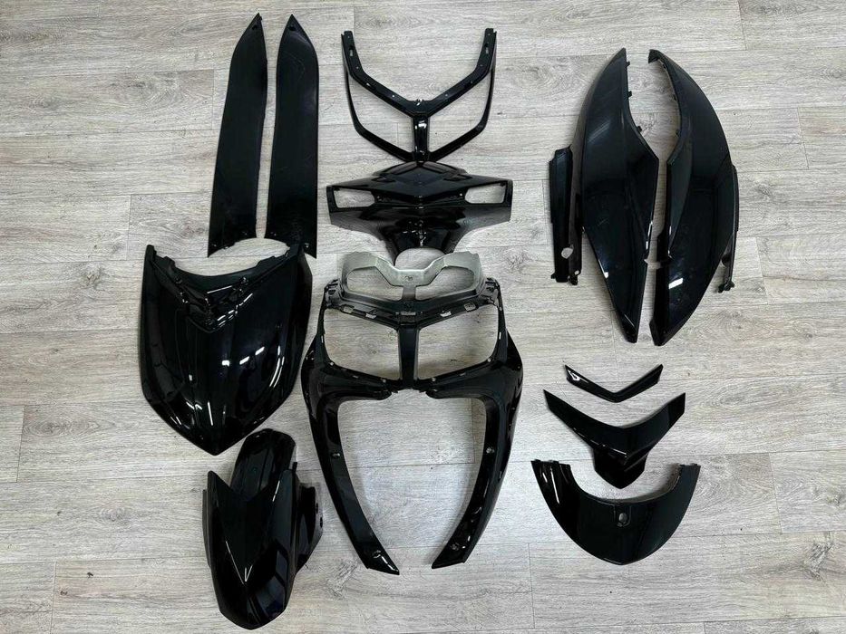 Пластик на скутер - мопед М8 (Комплект)