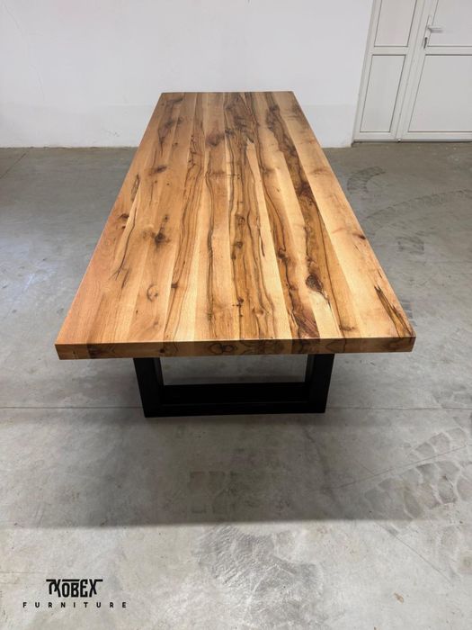 Masa Dining moderna din lemn masiv de stejar