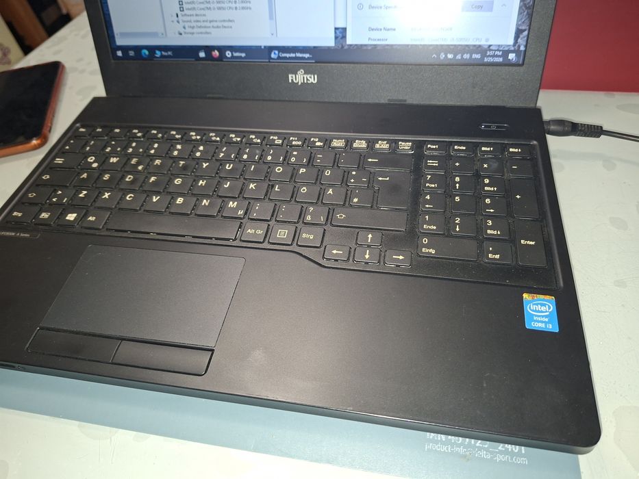 Fujitsu A555 cu Intel i3, gen5, 12 gb ram, Bluetooth,  baterie ok