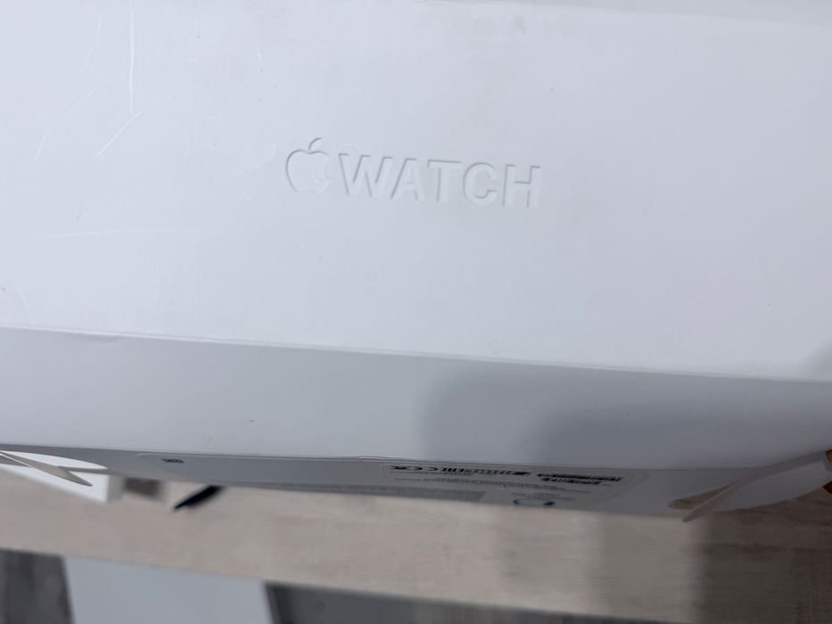 Продам Apple watch 6