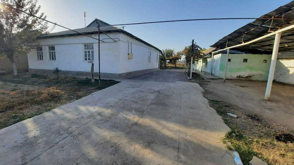 Shahar atrofida arzon narxda hovli uy sotiladi!.