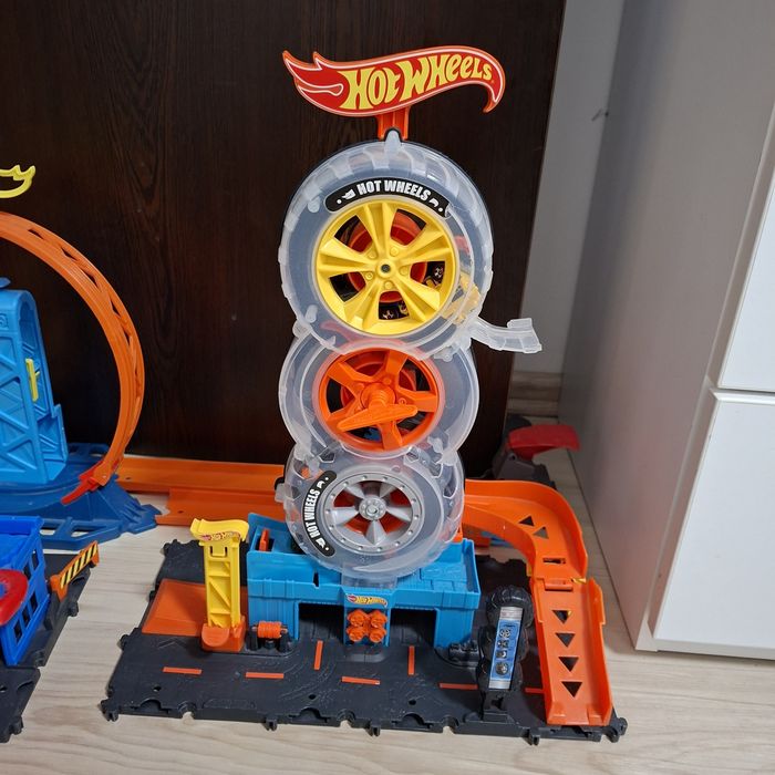 Комплект от три писти Hot wheels