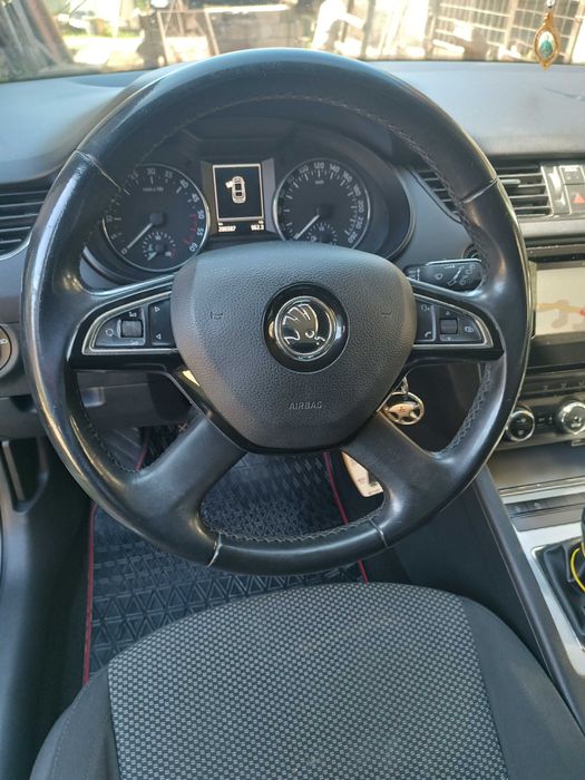 Vânzare skoda octavia berlina