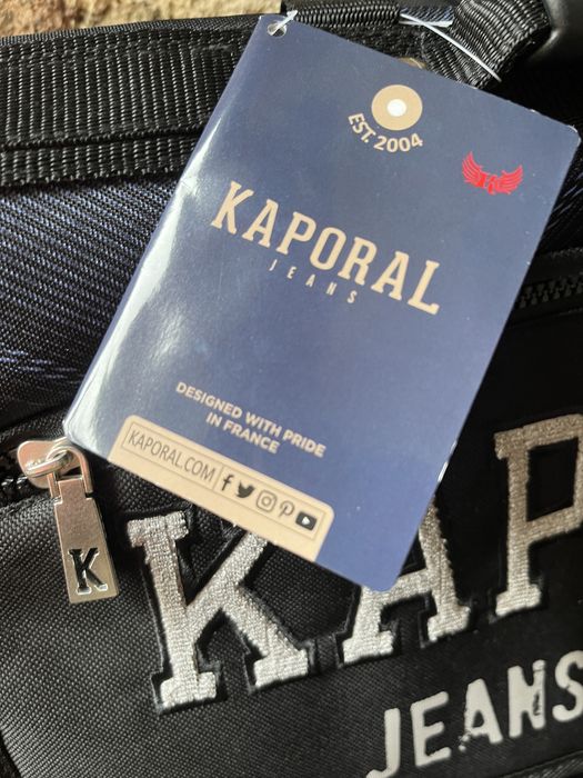 Ученическа чанта за гръб на фирмата Kaporal нова с етикет
