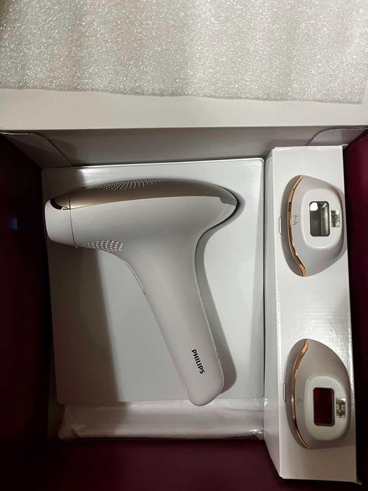 фотоепилатор Philips Lumea IPL Hair Removal 7000