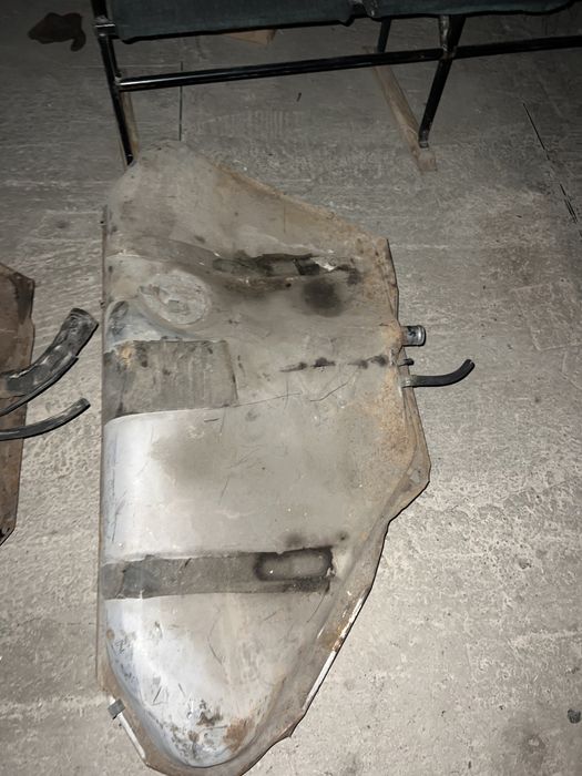 Бензо бак Вектра и Астра привазной