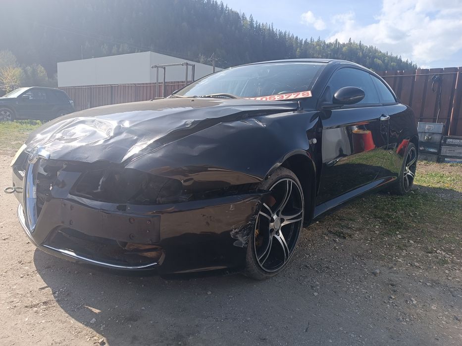 Vând două Alfa Romeo GT