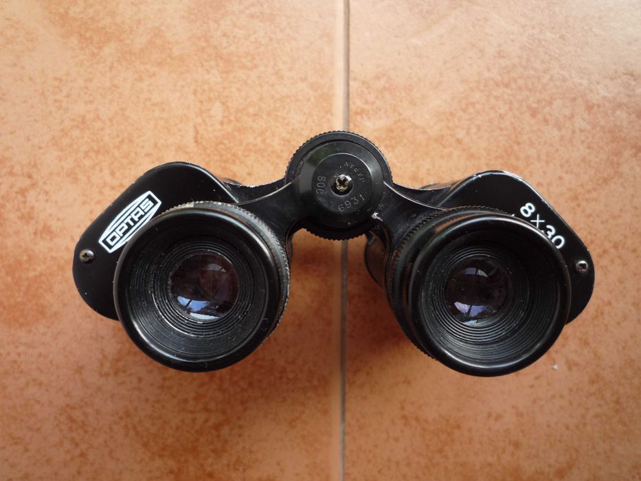 Binoclu Optas 8x30