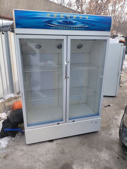 Холодильник Витринный рабочая Доставка есть