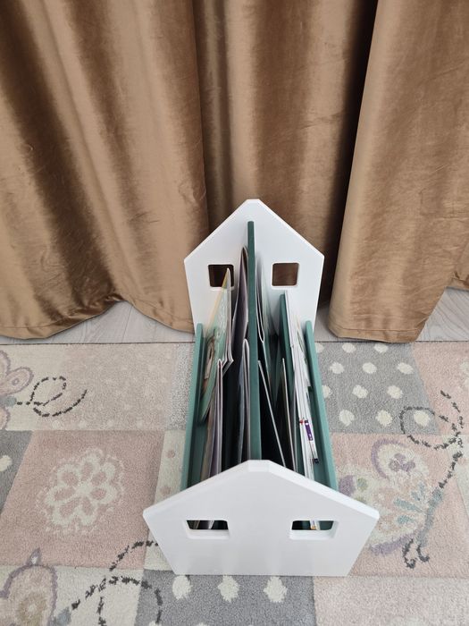 Raft pentru carti - Montessori