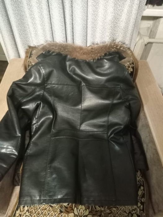 Продам мужскую куртку