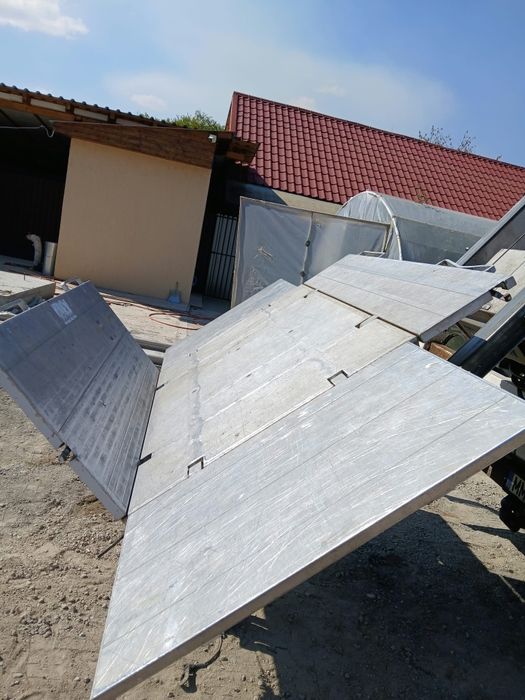 Inchiem lift / nacels de ridicat materiale 25m /300kg