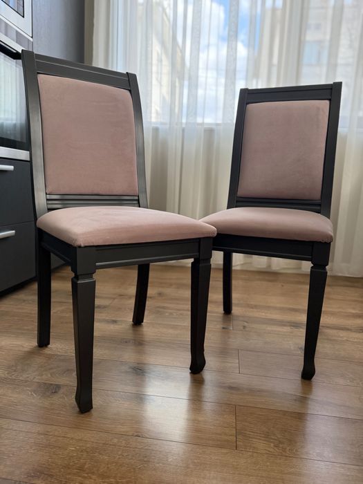 Трапезни столове 6 бр.