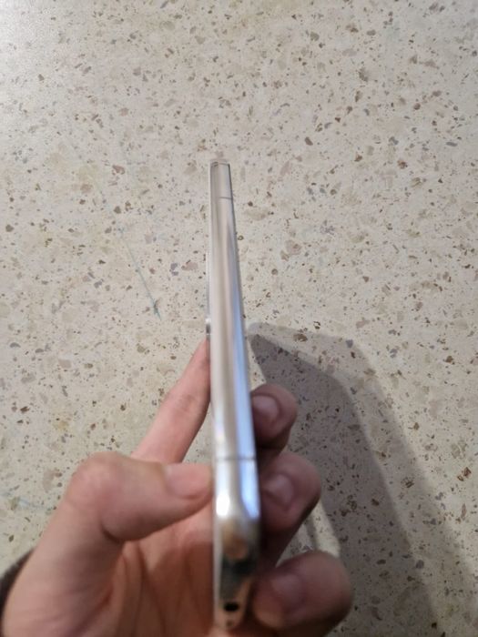 Samsung S22  128 гб