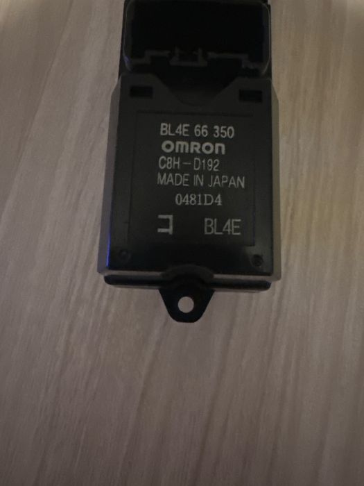 Управляващ блок за стъкла на мазда 323ф