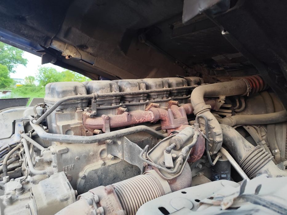 Camion Scania 114 L