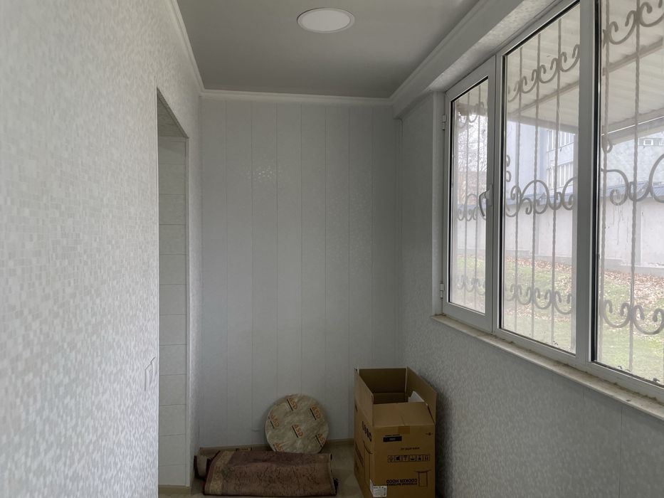 Продаётся 2-х комнатная квартира 1- этаж 4-х этажного дома