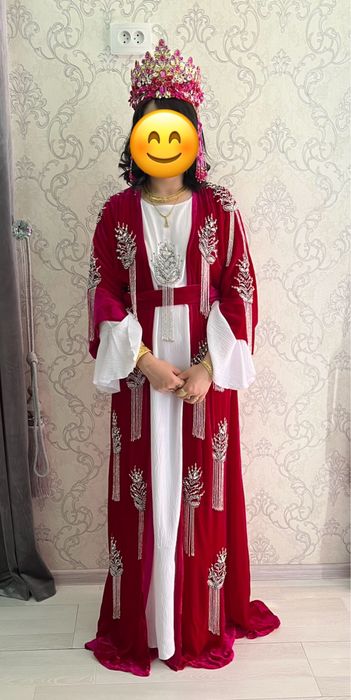 Продам красивую Абаю
