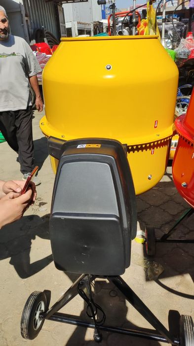 Продаются бетоносмесители