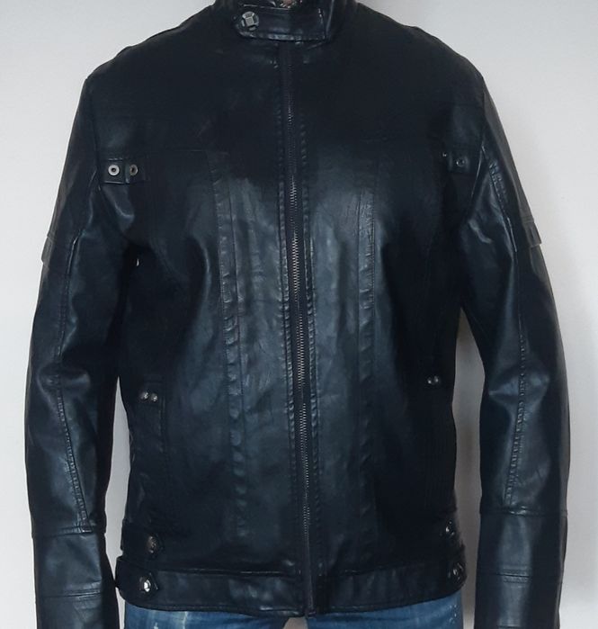 Продавам кожено яке