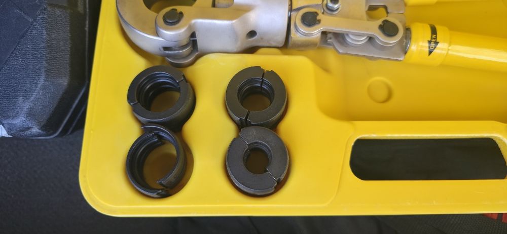 Пресс клещи метелопласт трубага