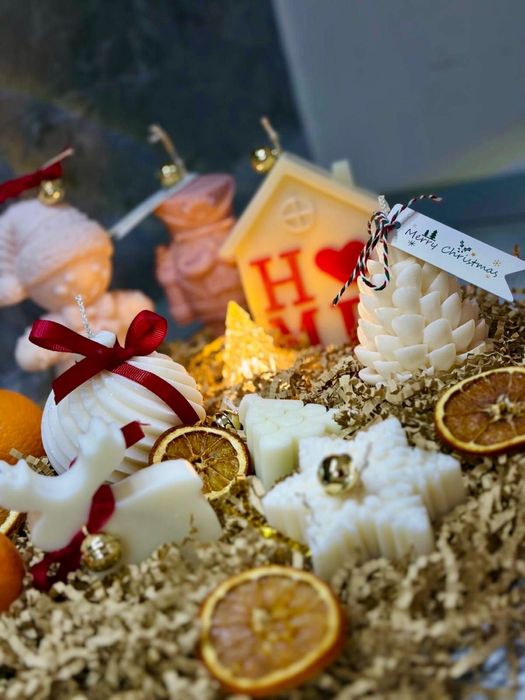 Lumanari si aranjamente handmade.