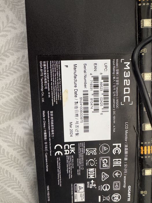 Monitor Gaming Curbat LED Gigabyte 32 inch 2k QHD (2560x1440), 165Hz (170Hz oc) + leduri pe spate cadou