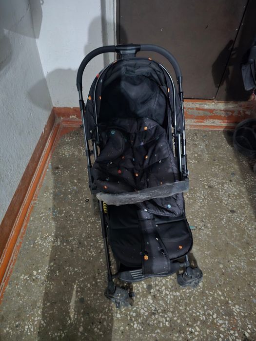 Каляска 2 в 1 срочно продам