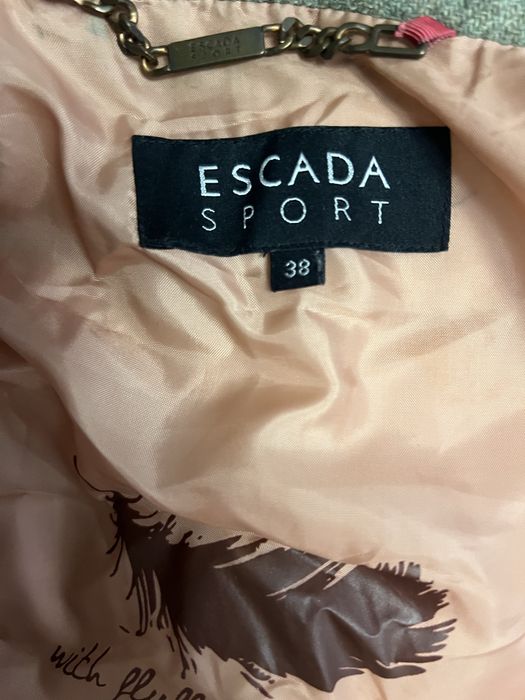 Срочно продам верхнюю одежду