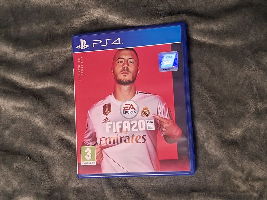 Ps4 и Ps5 игри: Call of Duty Modern Warfare, FC 25, FIFA 20