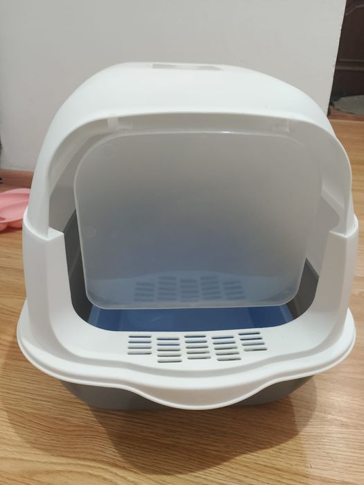 Лоток для кошки.