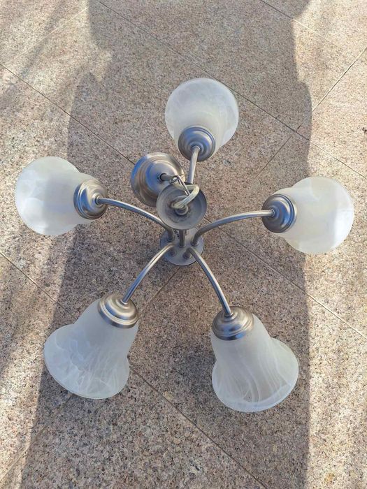 Полилей, 5 разклонения, цвят пепел, бял стъклен абажур