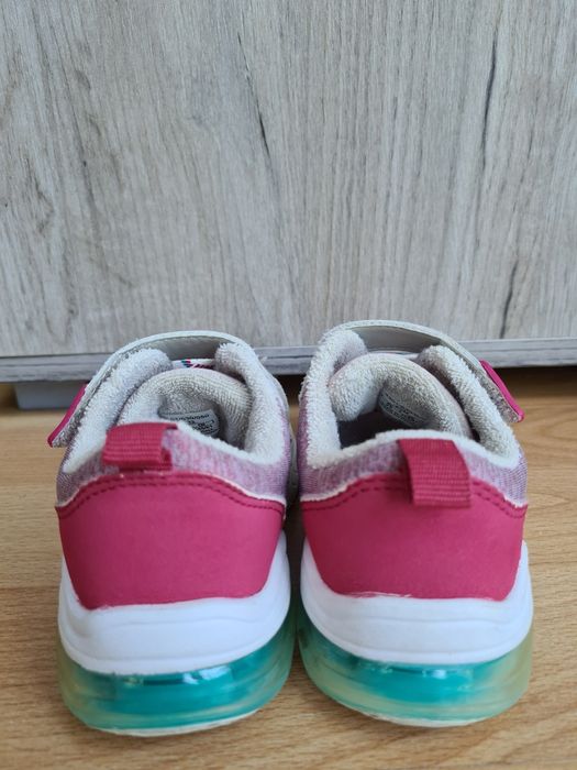 Маратонки Zara 23