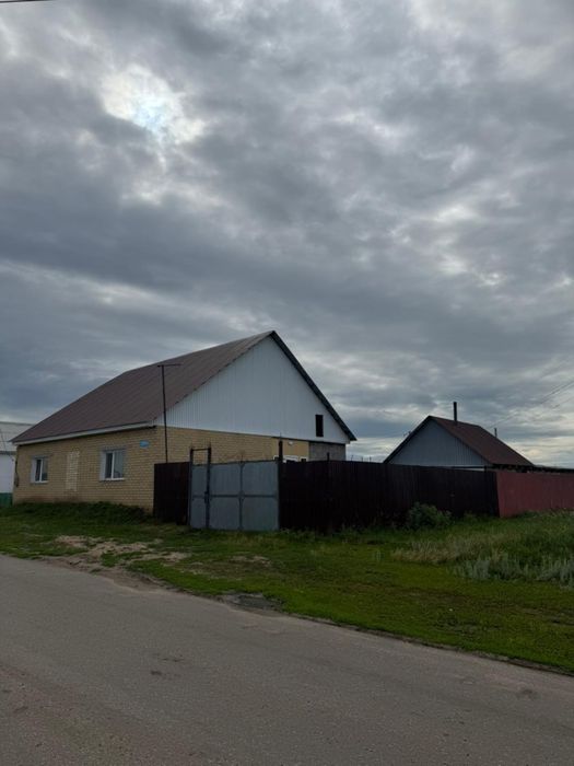 Продам дом полностью с мебелью