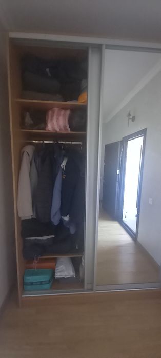 Шкаф для прихожей, для спальной с зеркалом
