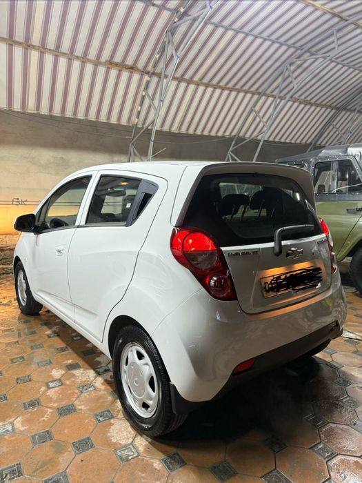 Spark Avtomat 2015 yil 112.000 km