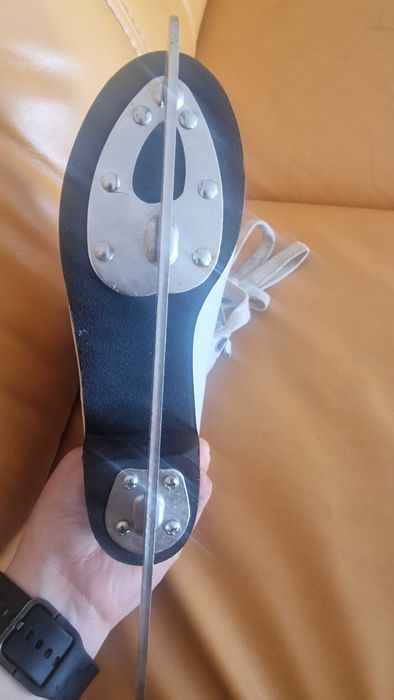 Продам Коньки детские