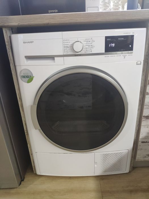 Сушилня за дрехи SHARP