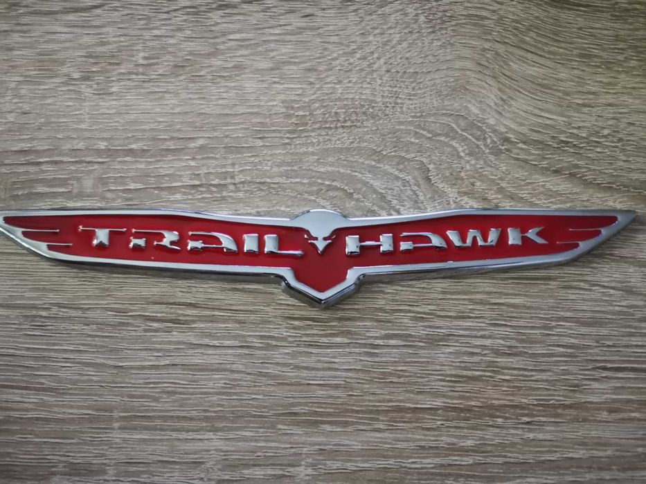 Jeep Trailhawk червена емблема голям размер