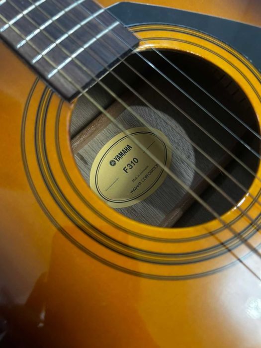 Акустическая гитара Yamaha F310 TBS