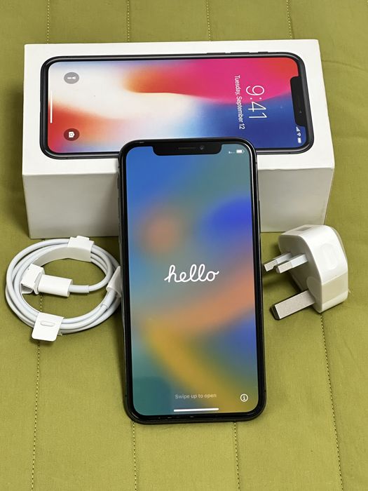 Продам IPhone X 64GB
