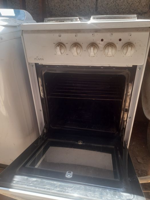 Заттар сатылады және обмен бар