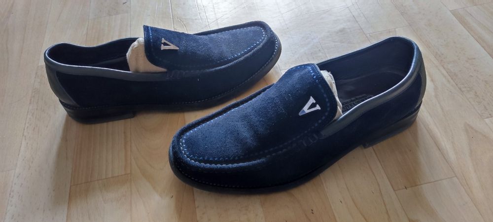 Туфли замшевые  9000 тг