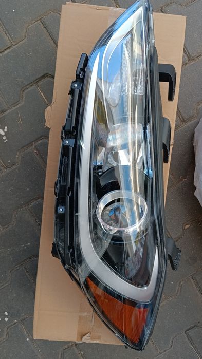 Элантра фара USA 2017—2019