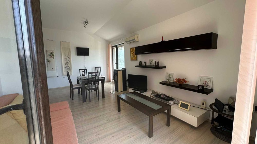 Продава се Двустаен апартамент в Карлово - 135 кв.м за 852 €/кв.м - Снимка #3