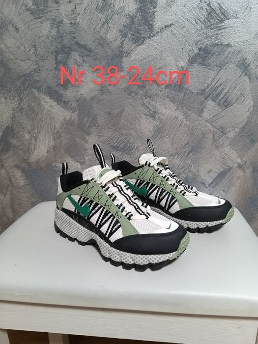 Adidași nike originali noi