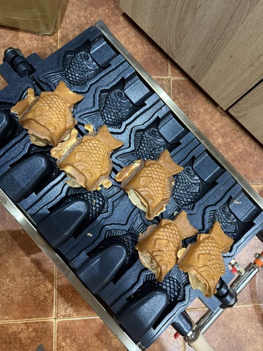 Продавам гофретник на газ