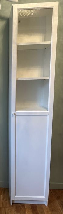 Продам шкаф книжный