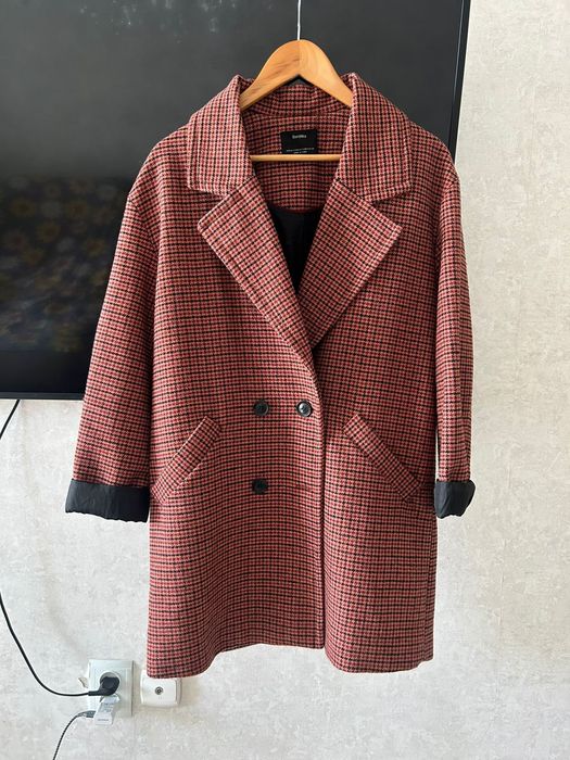 Пальто женское Bershka